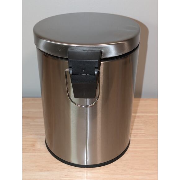 Stainless Steel 2.5 Gallon Step-On Bathroom Waste Basket w/ Plastic Liner Pail - Picture 3 of 12
